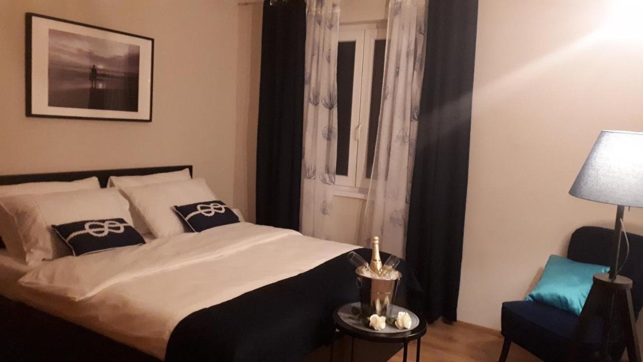 New City Center Design Apartment Poreč Extérieur photo