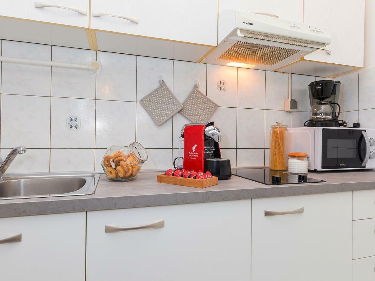 New City Center Design Apartment Poreč Extérieur photo