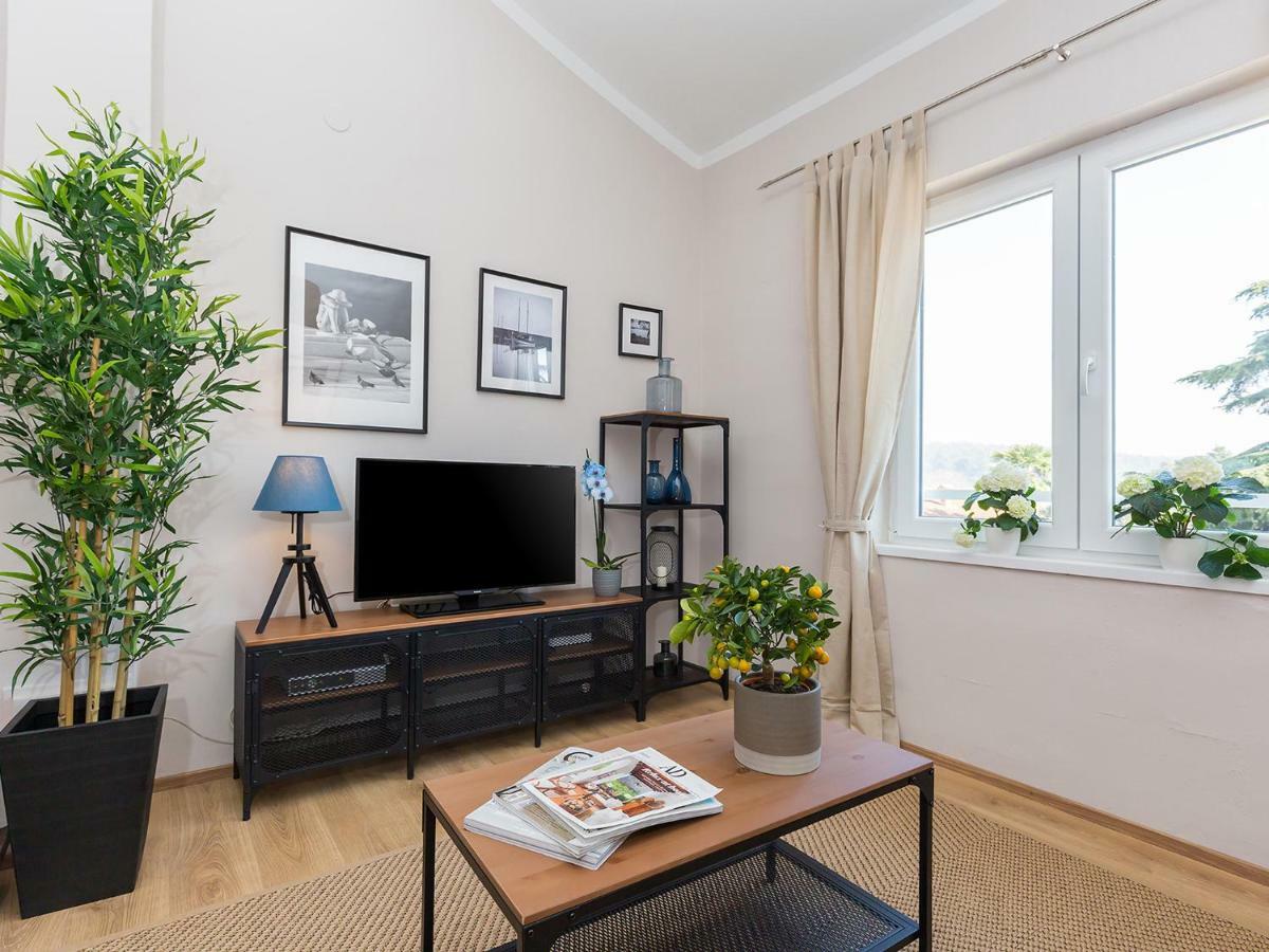 New City Center Design Apartment Poreč Extérieur photo
